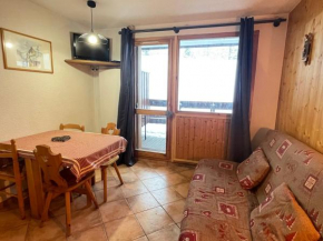 Studio 4 pers à Méribel-Mottaret, pieds des pistes, terrasse et TV - FR-1-411-924